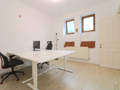 Apartament de vânzare cu 4 camere- curte – Cotroceni - metrou Eroilor/Grozăvești