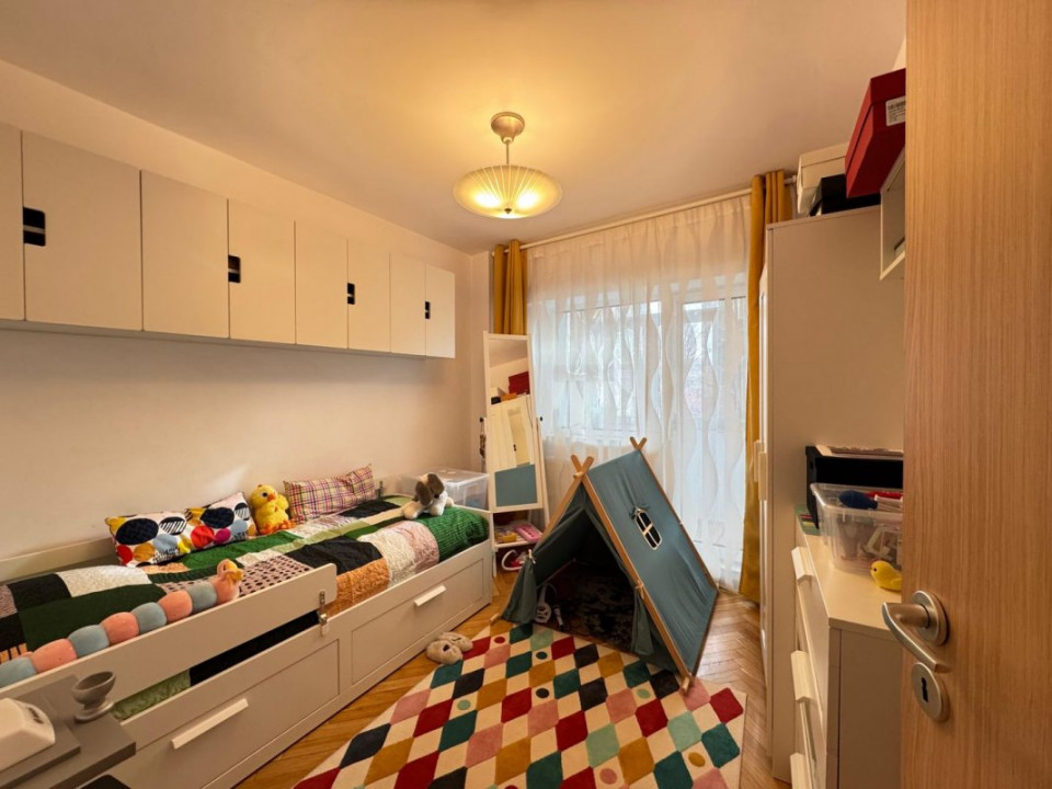 APARTAMENT 4 CAMERE RADU BELLER lângă parc + loc de parcare