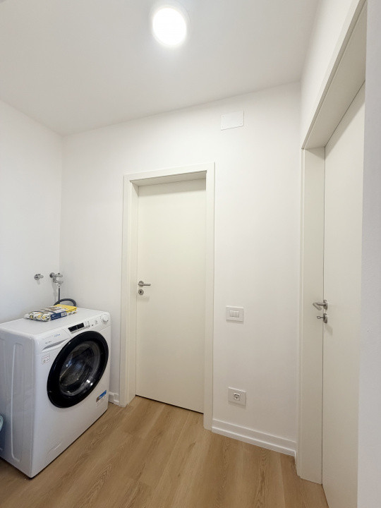 Apartament proaspăt Renovat în Piața Muncii-Basarabia