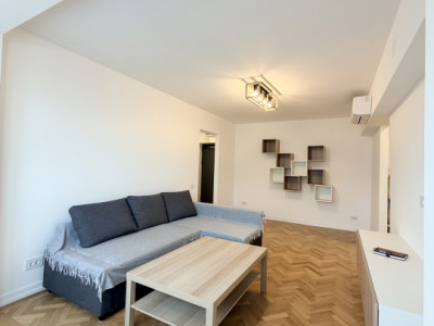 Apartament proaspăt Renovat în Piața Muncii-Basarabia