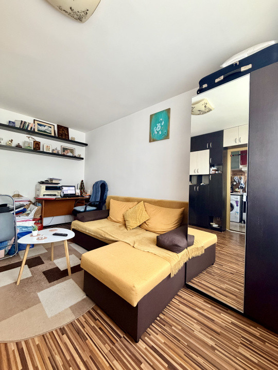 Garsonieră cu centrală proprie, lângă Parc și Spital; 10  min metrou