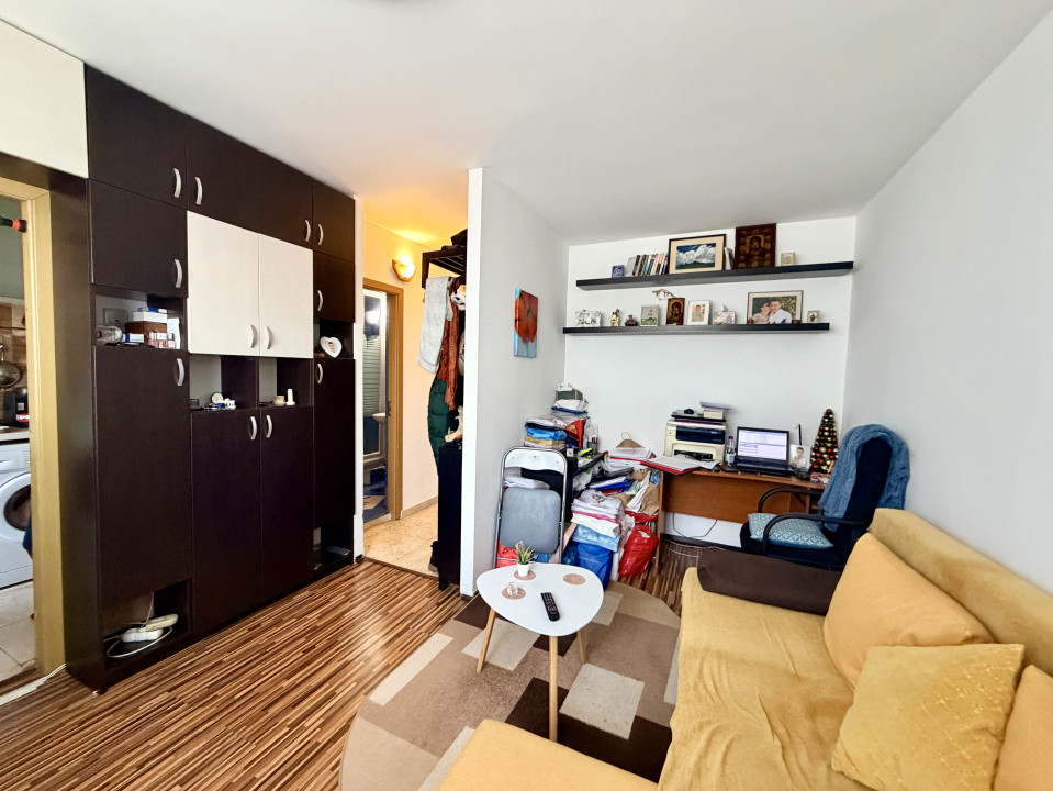 Garsonieră cu centrală proprie, lângă Parc și Spital; 10  min metrou