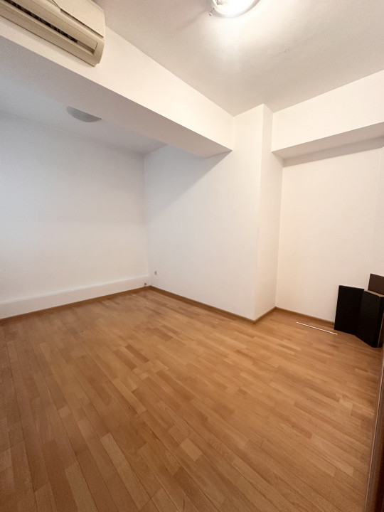 SPATIU BIROURI IN ZONA EROILOR - GROZAVESTI