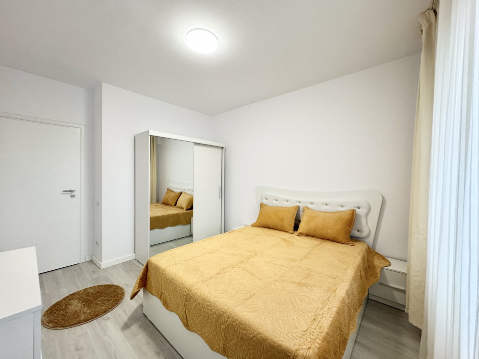 Apartament cu terasă, centrala proprie, spatios