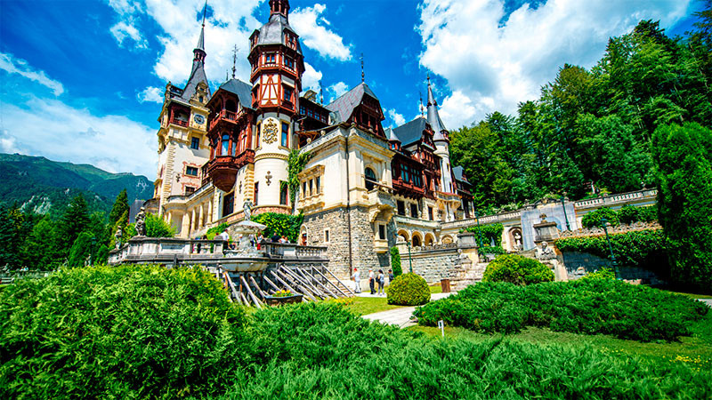Apartament modern in centrul Sinaia