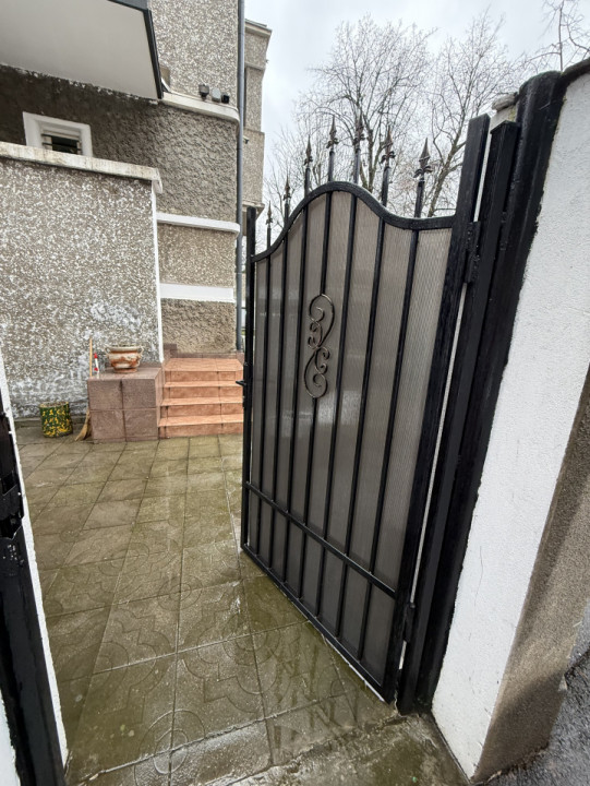 Str Washington, spațiu pretabil cabinet, salon, birou