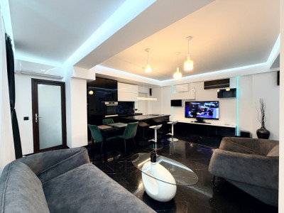 Apartament frumos amenajat de vânzare 