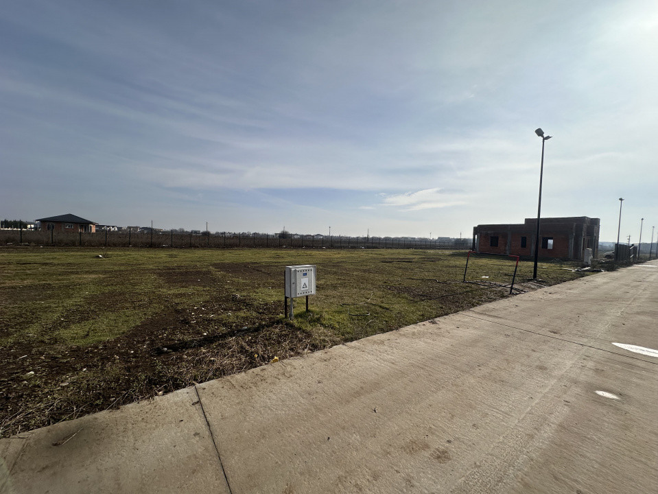 Teren INTRAVILAN CORBEANCA-OSTRATU