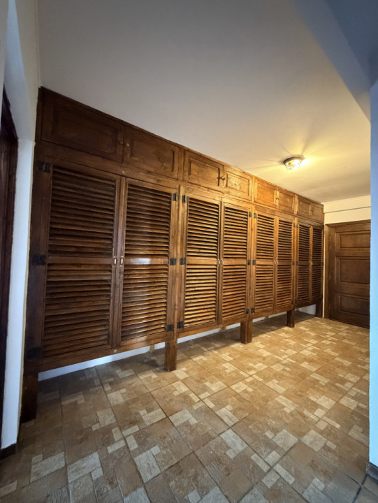 Refugiu Exclusivist Prahova Casa cu 5.2 ha, Panoramă Pârâu și Potențial Turistic