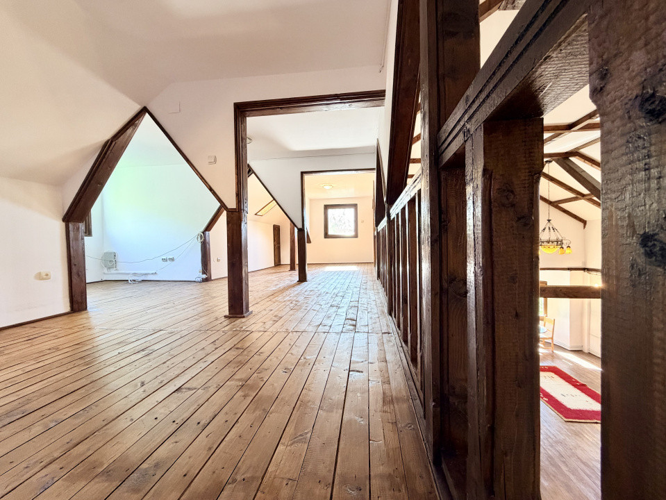 Refugiu Exclusivist Prahova Casa cu 5.2 ha, Panoramă Pârâu și Potențial Turistic
