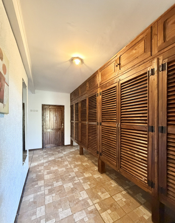 Refugiu Exclusivist Prahova Casa cu 5.2 ha, Panoramă Pârâu și Potențial Turistic
