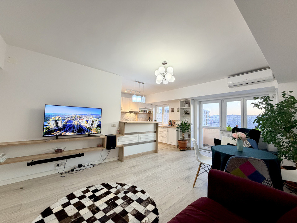 Apartament renovat recent  în Piața Alba Iulia 