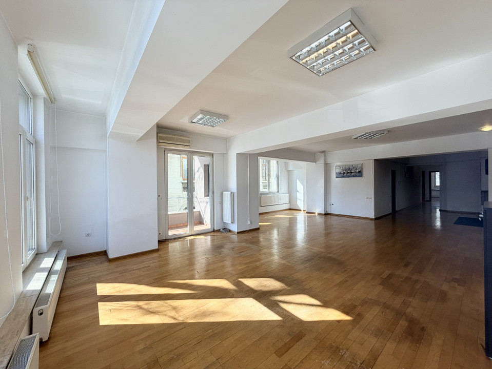 SPATIU BIROURI IN ZONA EROILOR - GROZAVESTI-Pod Cotroceni