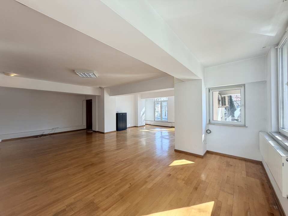 SPATIU BIROURI IN ZONA EROILOR - GROZAVESTI-Pod Cotroceni