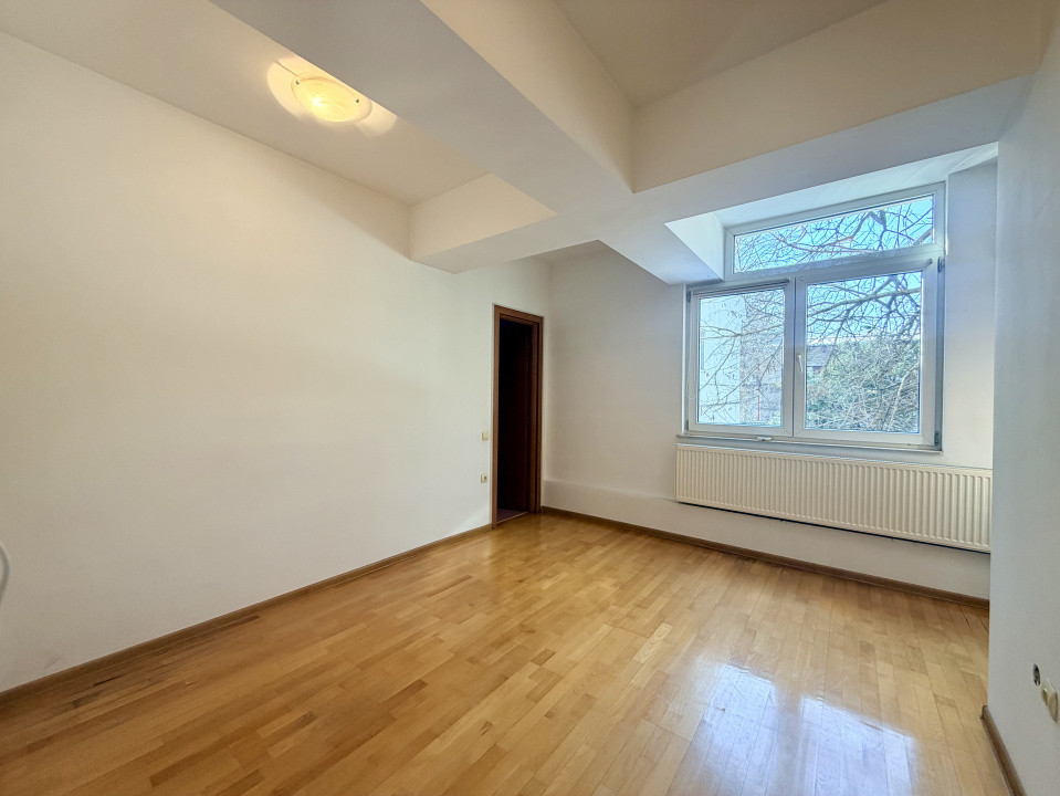 SPATIU BIROURI IN ZONA EROILOR - GROZAVESTI-Pod Cotroceni