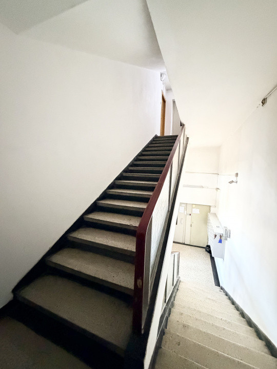 Spatiu ultracentral Sala Palatului pretabil Birouri-Cabinet