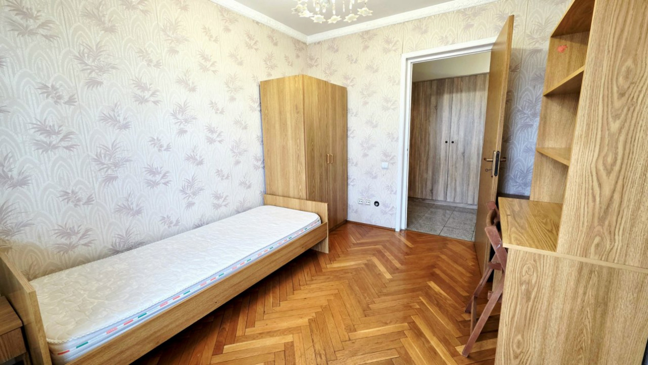 Cerere mare, oferta mica. Apartament 3 camere, Monitorul Oficial