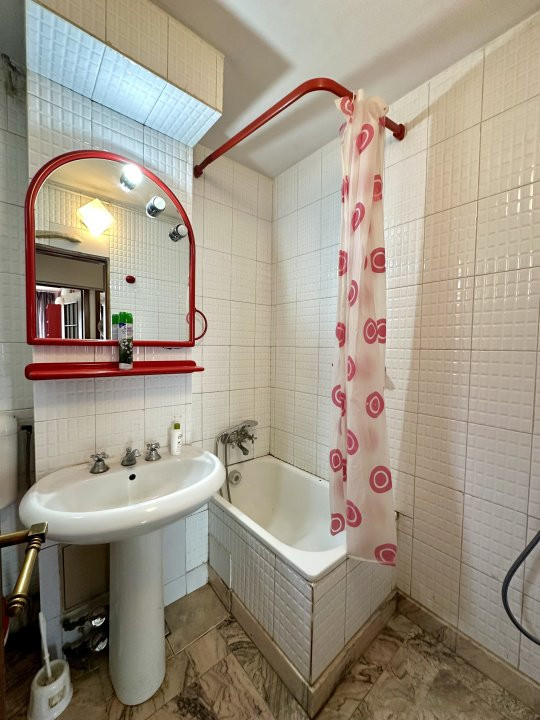 Vanzare 2 camere - decomandat - Str Ion Campineanu - Universitate 