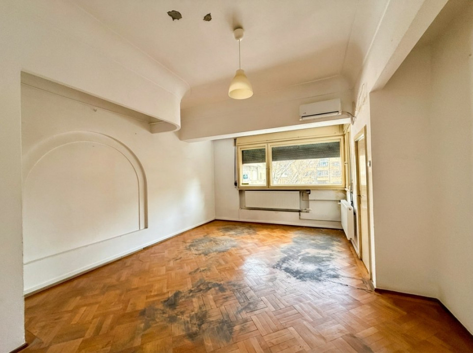 Vila mediteraneană la Grădina Icoanei