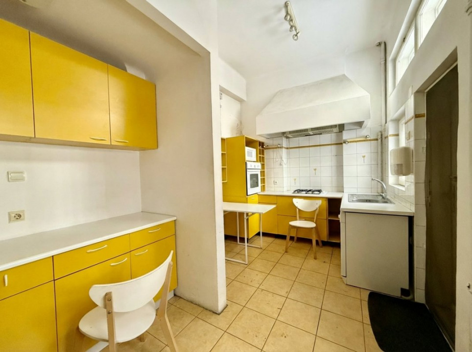 Vila mediteraneană la Grădina Icoanei