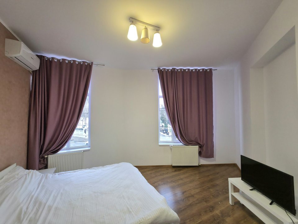 210 MP Etaj Vila • 6 Camere • Unirii • Regina Maria • Acces Propriu 