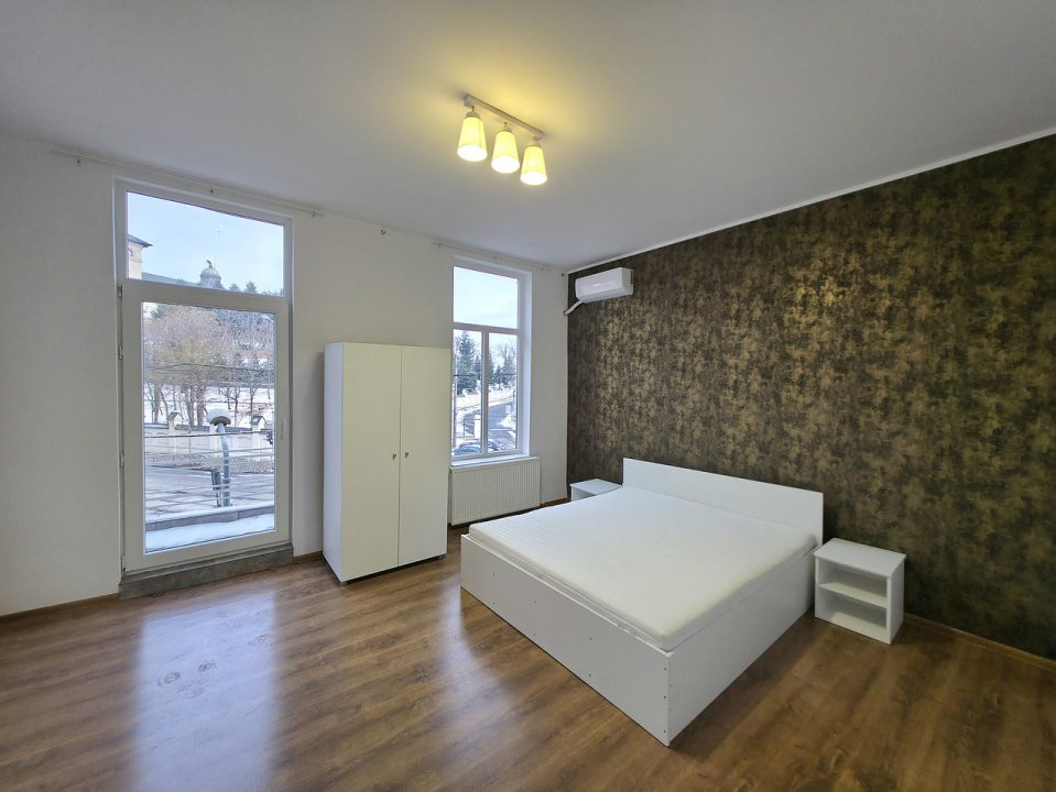 210 MP Etaj Vila • 6 Camere • Unirii • Regina Maria • Acces Propriu 