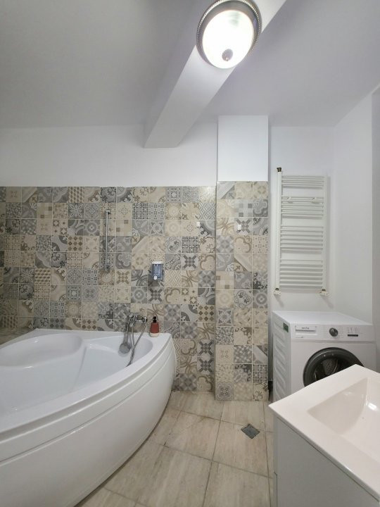 210 MP Etaj Vila • 6 Camere • Unirii • Regina Maria • Acces Propriu 