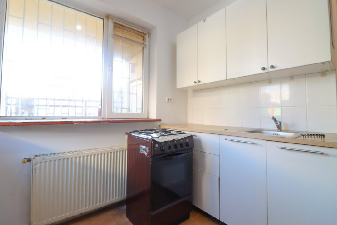 Casă  individuala de vânzare - 14 camere - Obor - Doamna Ghica