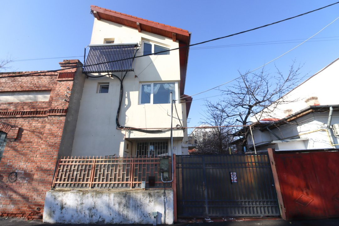 Casă  individuala de vânzare - 14 camere - Obor - Doamna Ghica