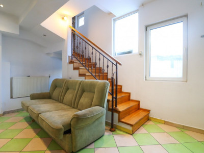 Casă  individuala de vânzare - 14 camere - Obor - Doamna Ghica