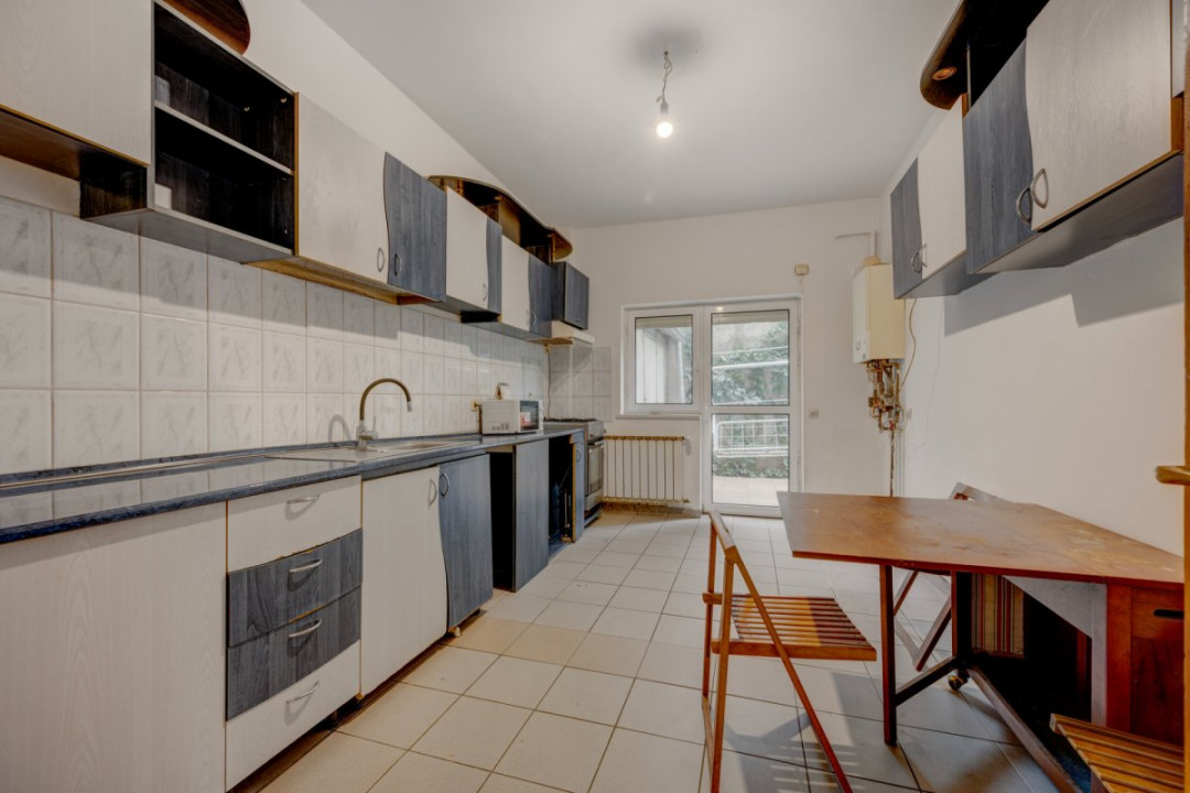 Vila de vanzare Domenii-Ion Mihalache