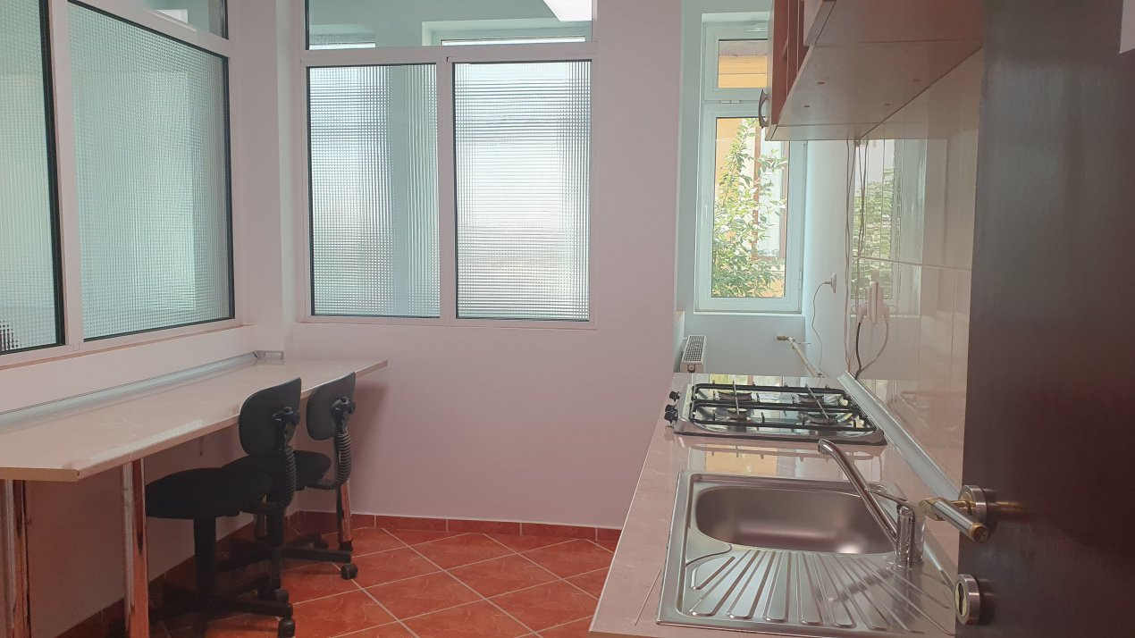 Calea Calarasilor, Hala Traian, Vanzare Birouri, S+1+2+T, 353mp