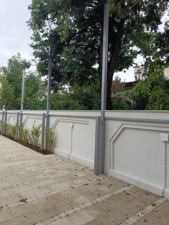 Calarasi Mantuleasa, zona de case, restaurant intim cu terasa si curte