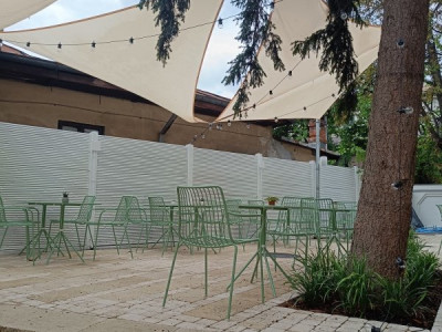 Calarasi Mantuleasa, zona de case, restaurant intim cu terasa si curte