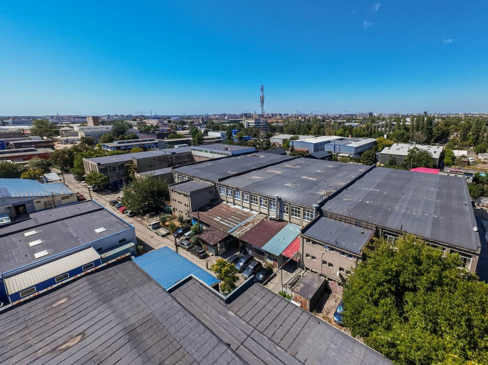 Spațiu industrial  – 3.540 mp utili, birouri 600 mp, randament în <10 ani!