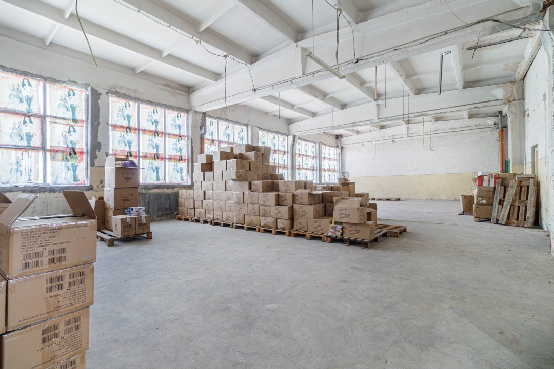 Spațiu industrial  – 3.540 mp utili, birouri 600 mp, randament în <10 ani!