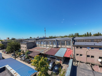 Spațiu industrial  – 3.540 mp utili, birouri 600 mp, randament în <10 ani!