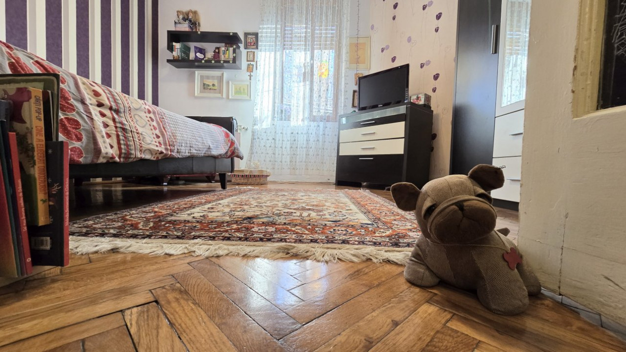 PARTER înalt în imobil ART DECO - PIAȚA SPANIEI