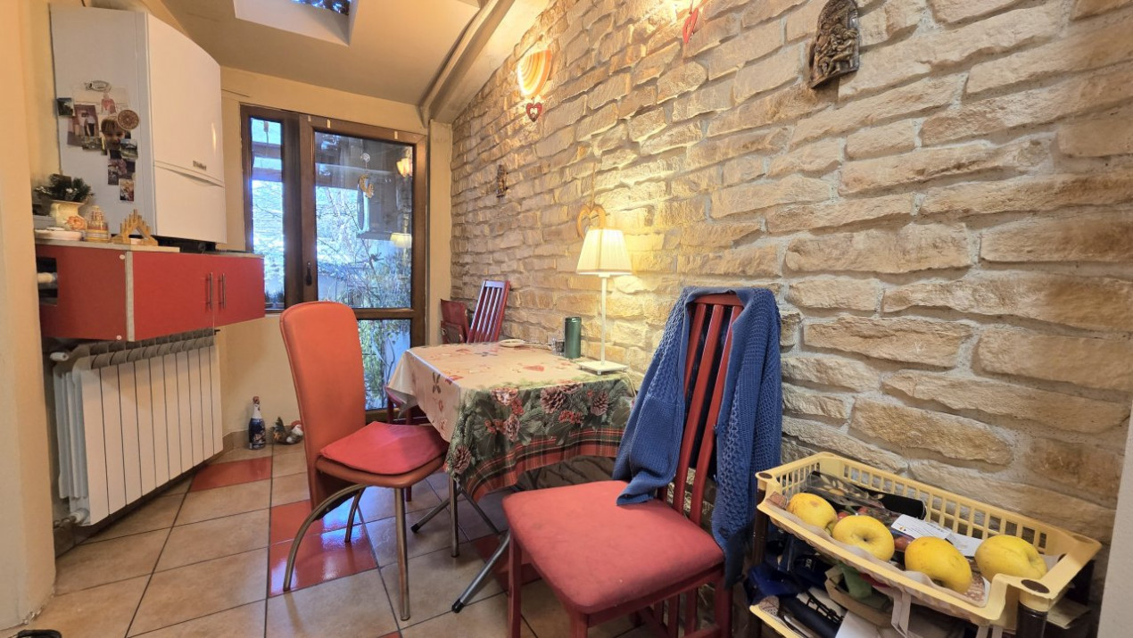 PARTER înalt în imobil ART DECO - PIAȚA SPANIEI