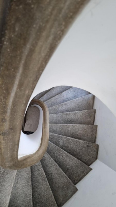 PARTER înalt în imobil ART DECO - PIAȚA SPANIEI