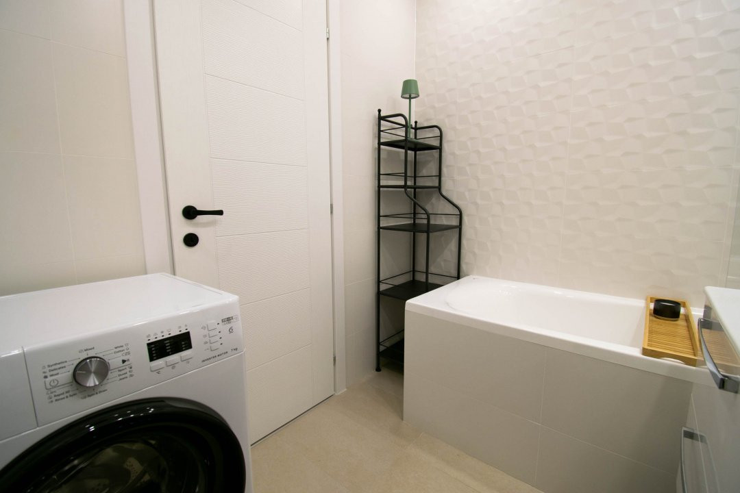 Hils Brauner Garsoniera Lux prima inchiriere,totul nou,Parcare inclusa