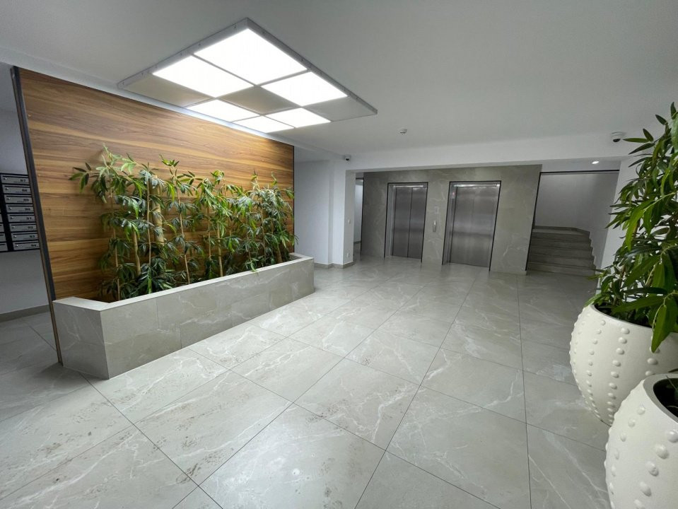 Hils Brauner Garsoniera Lux prima inchiriere,totul nou,Parcare inclusa