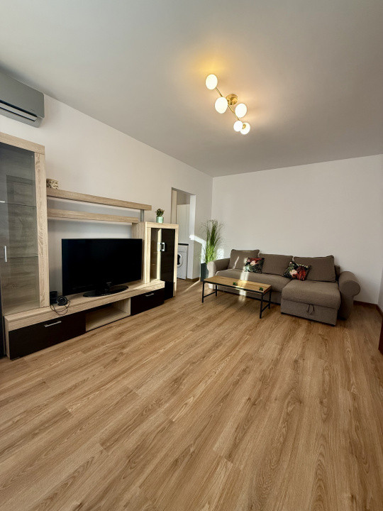 Apartament 2 camere de închiriat zona Pajura 