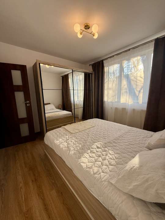 Apartament 2 camere de închiriat zona Pajura 