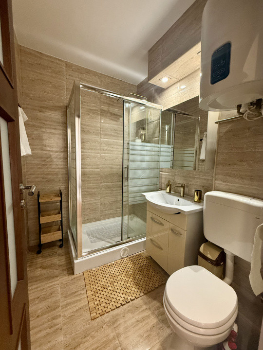 Apartament 2 camere de închiriat zona Pajura 