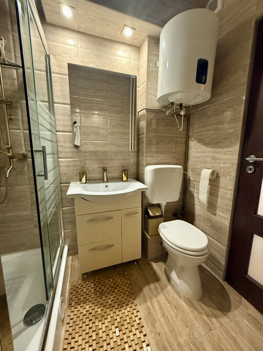 Apartament 2 camere de închiriat zona Pajura 