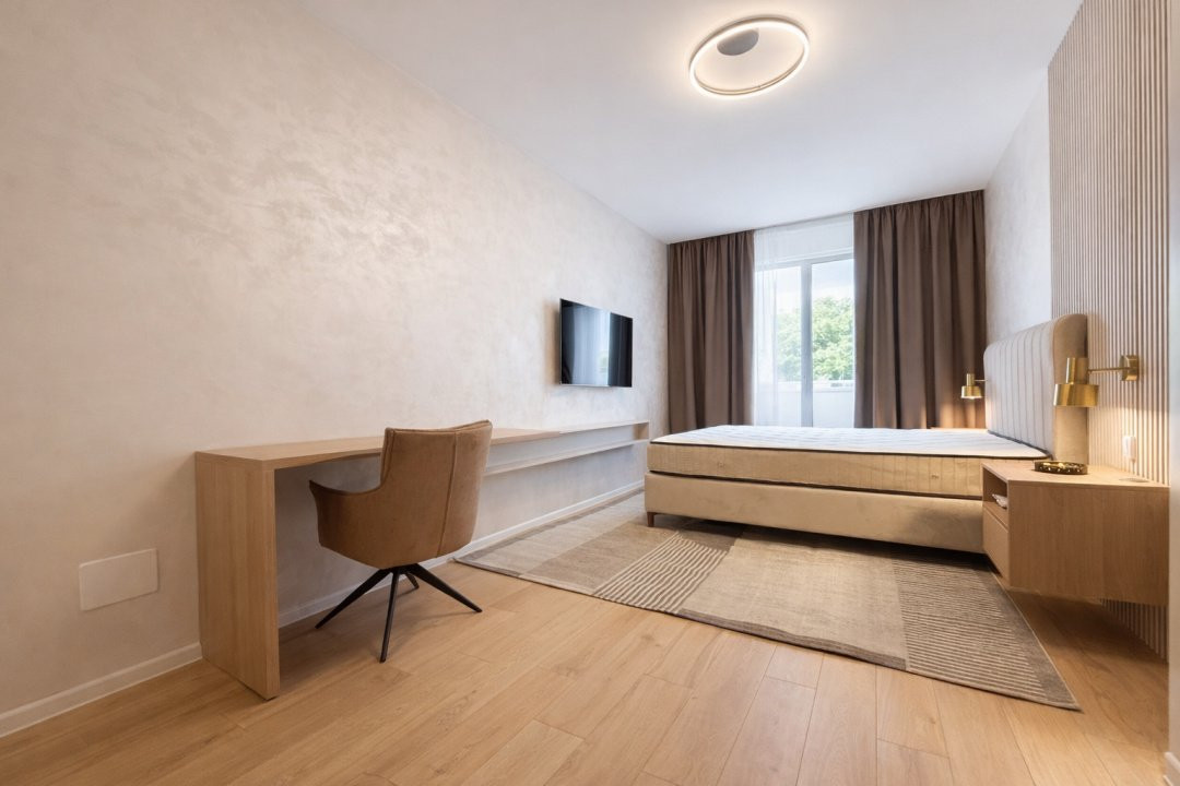 Prima Inchiriere! Apartament 3 camere cu loc de parcare subteran inclus.