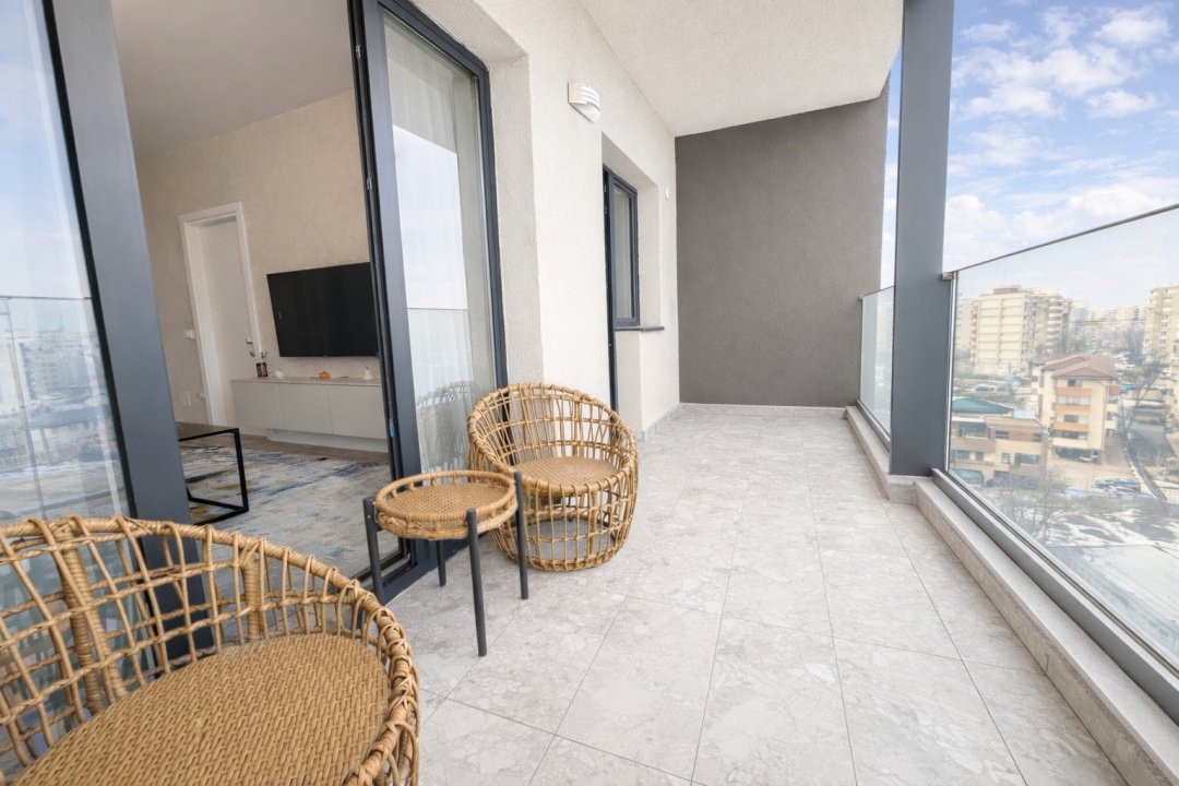 Prima Inchiriere! Apartament 3 camere cu loc de parcare subteran inclus.