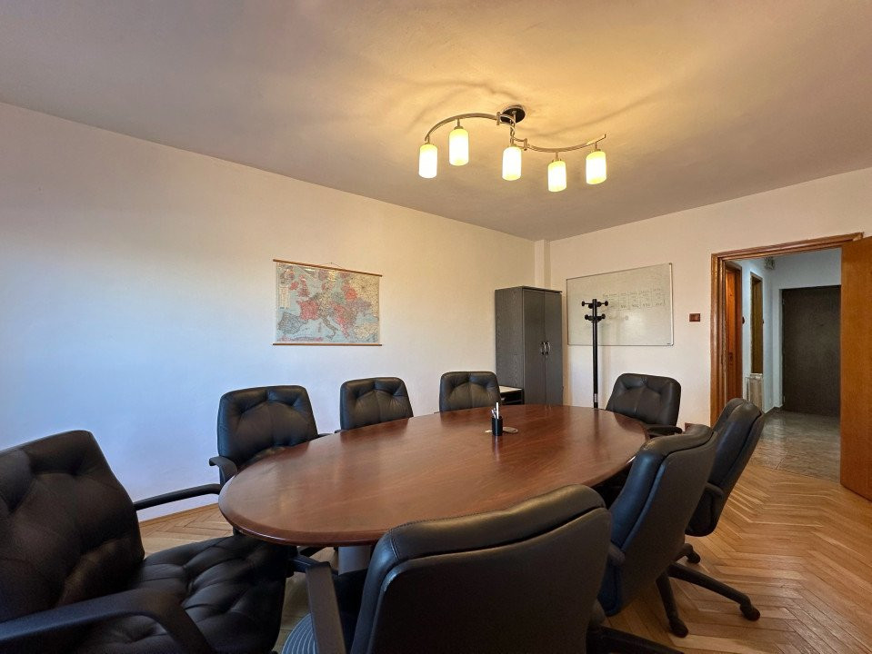 3 camere Piața Unirii | vedere deschisă către Dâmbovița | 2 băi | 3 balcoane