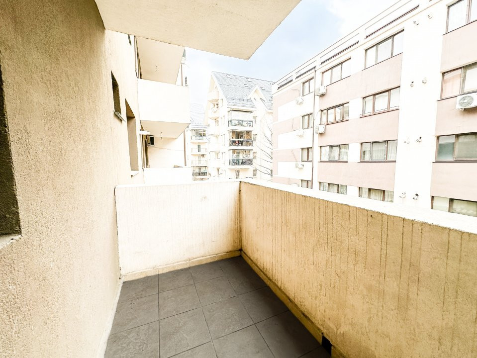 Apartament cu 3 camere | Decomandat | 2 Bai | 2 Balcoane | Loc de Parcare